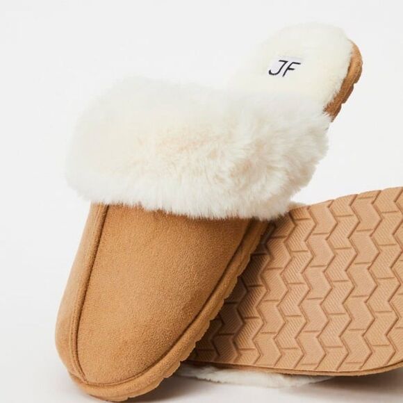 Beige fuzzy slippers slip on mule slippers hard sole  women's size M - Picture 1 of 6